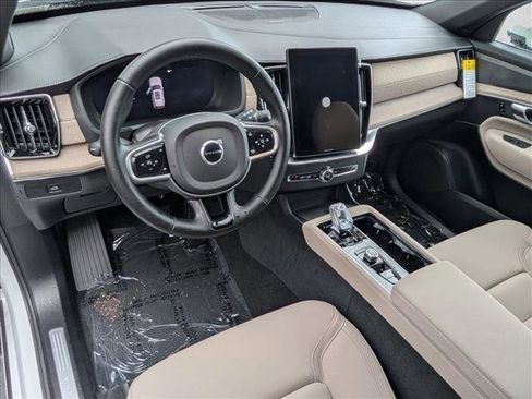 New 2026 Volvo XC90 B6 Plus w/ Protection Package Premier image 3