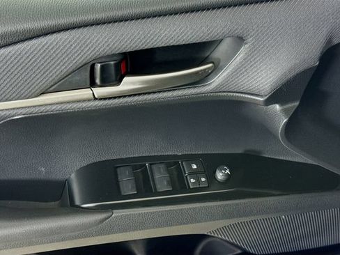 Used 2026 Toyota Camry SE FWD image 17
