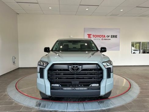 Used 2024 Toyota Tundra Limited AWD/4WD image 2