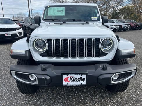 New 2026 Jeep Wrangler Unlimited Sahara w/ Safety Group AWD/4WD image 2