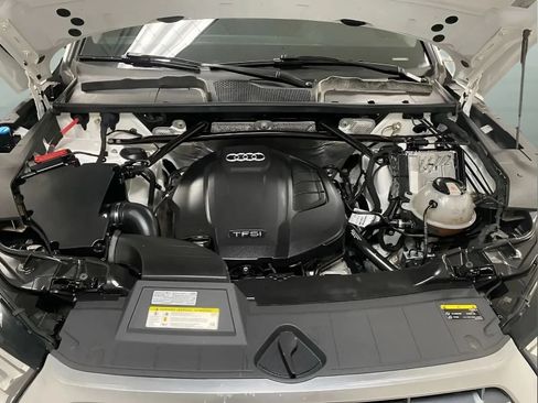 Used 2020 Audi Q5 2.0T Premium AWD/4WD image 15