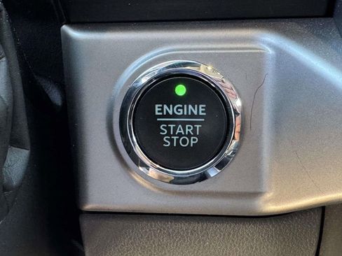 Used 2022 Ford F150 XLT w/ Equipment Group 302A High image 9