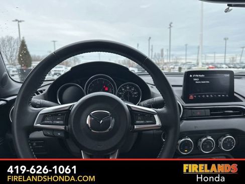 Used 2022 MAZDA MX-5 Miata Grand Touring w/ Weather Package image 25