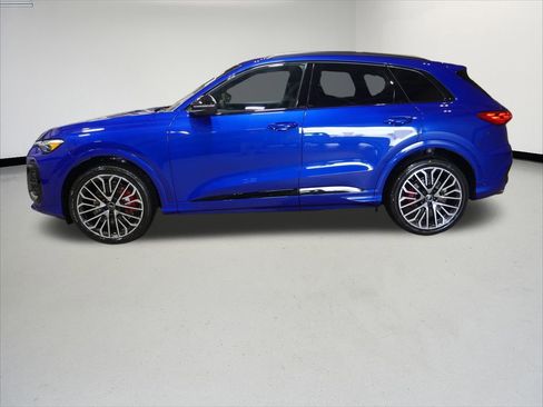 New 2025 Audi SQ5 Premium Plus image 2