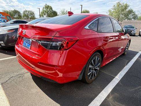 Used 2023 Honda Civic EX image 3