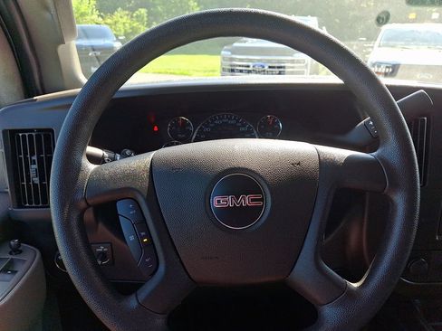 Used 2025 GMC Savana 2500 w/ Driver Convenience Package RWD image 17