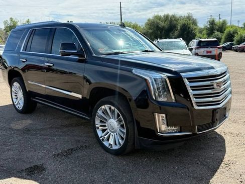 Used 2015 Cadillac Escalade Platinum AWD/4WD image 7
