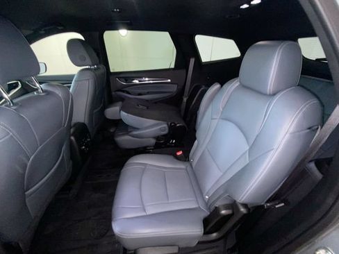 Used 2024 Buick Enclave Essence w/ LPO, Floor Liner Package AWD/4WD image 13