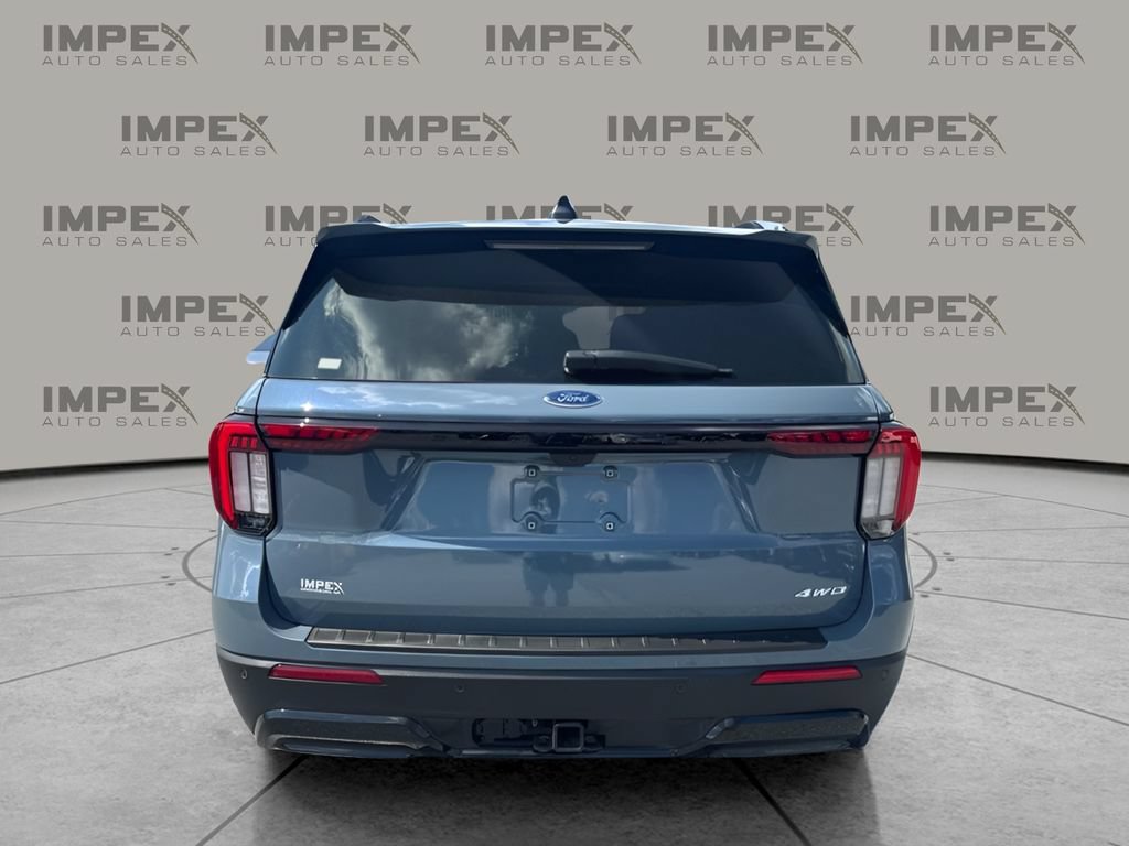 Used 2025 Ford Explorer ST-Line w/ Premium Package AWD/4WD image 4