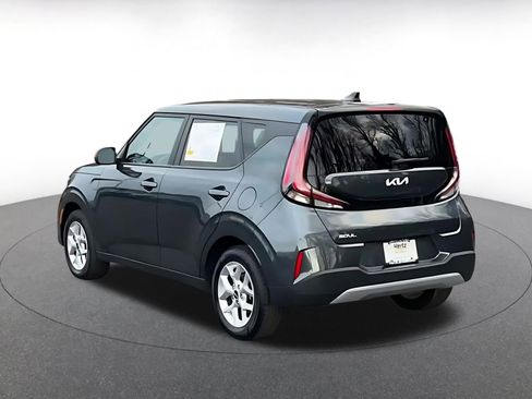 Used 2025 Kia Soul LX w/ LX Technology Package image 11