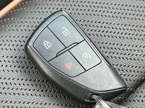 Certified 2024 GMC Canyon AT4 w/ AT4 Premium Package AWD/4WD image 40