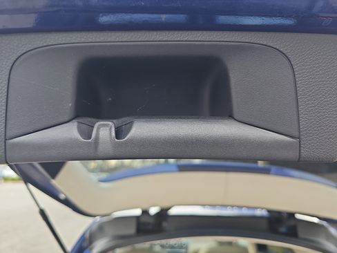 Used 2018 Mercedes-Benz GLC 300 image 15