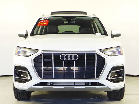 Used 2023 Audi Q5 2.0T Premium Plus w/ Premium Plus Package image 3