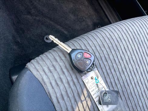 Used 2015 Toyota 4Runner SR5 image 14