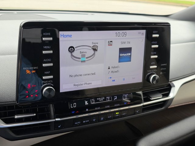 Certified 2023 Toyota Sienna XLE FWD image 21