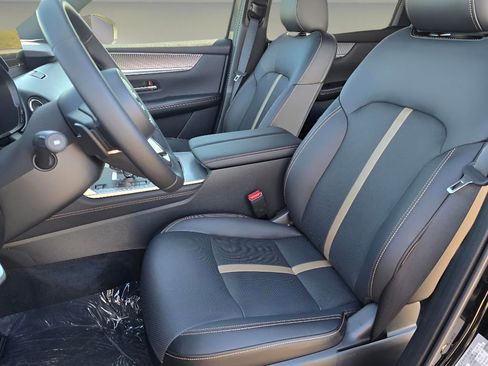 New 2025 MAZDA CX-70 Plug-In Hybrid w/ Premium Plus image 12