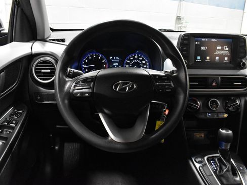Used 2019 Hyundai Kona SE image 6