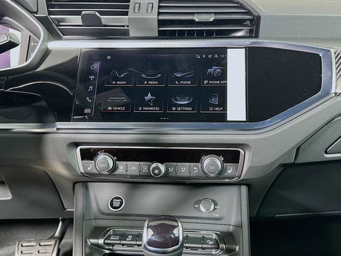 New 2025 Audi Q3 2.0T Premium Plus image 13