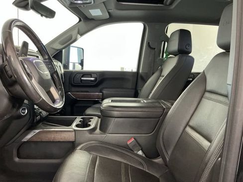 Used 2021 GMC Sierra 3500 Denali w/ Denali Ultimate Package AWD/4WD image 9