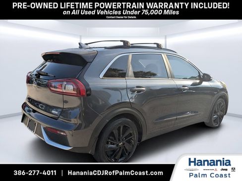 Used 2019 Kia Niro S Touring FWD image 3