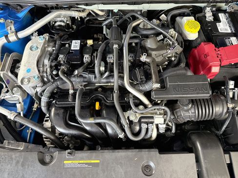 Used 2024 Nissan Sentra SR w/ SR Premium Package FWD image 39