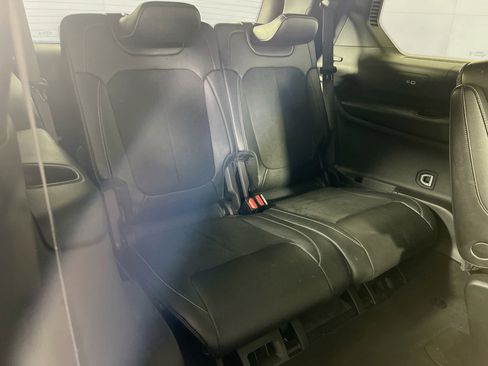 Used 2023 Jeep Grand Cherokee L Altitude image 27