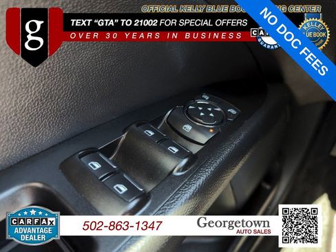Used 2017 Ford Fusion SE w/ Fusion SE Technology Package FWD image 16