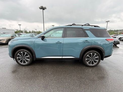 New 2026 Nissan Pathfinder Platinum AWD/4WD image 8