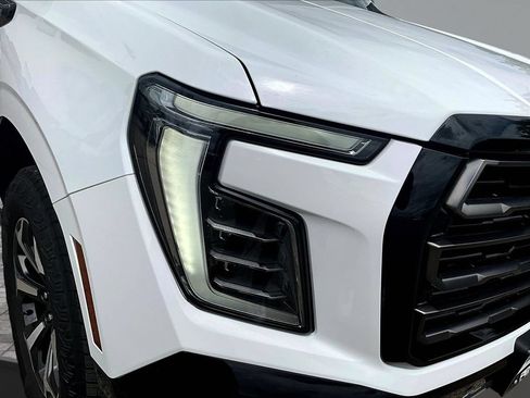 New 2026 GMC Yukon XL AT4 Ultimate w/ LPO, Floor Liner Package AWD/4WD image 36