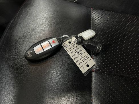 Used 2011 Nissan Juke SL AWD/4WD image 37