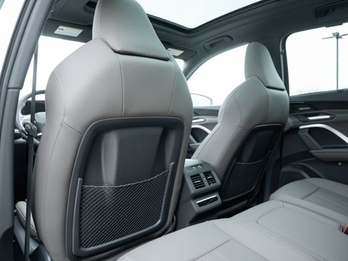 New 2025 Audi Q5 Premium Plus image 23