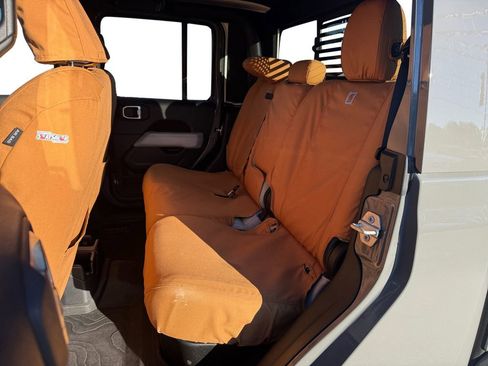 Used 2022 Jeep Gladiator Overland image 16