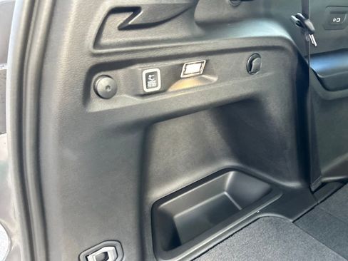 New 2025 Jeep Grand Cherokee L Laredo w/ Luxury Tech Group I AWD/4WD image 36