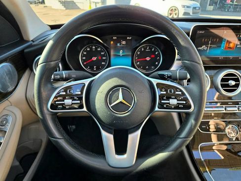 Used 2020 Mercedes-Benz C 300 Sedan image 27