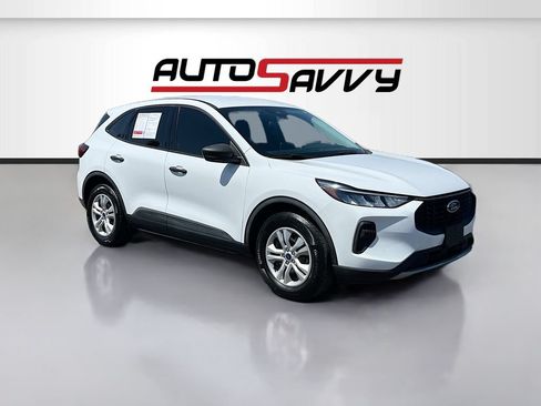 Used 2023 Ford Escape FWD image 1
