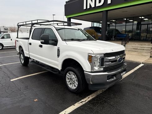 Used 2019 Ford F250 XLT image 2