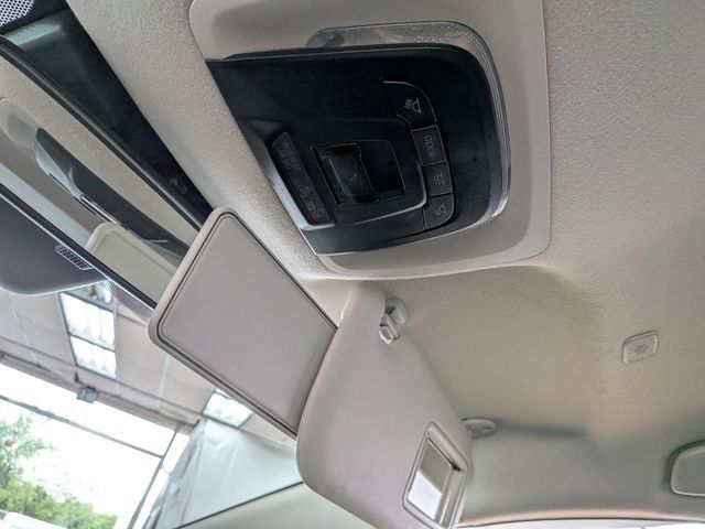 Used 2023 Toyota Corolla LE FWD image 29