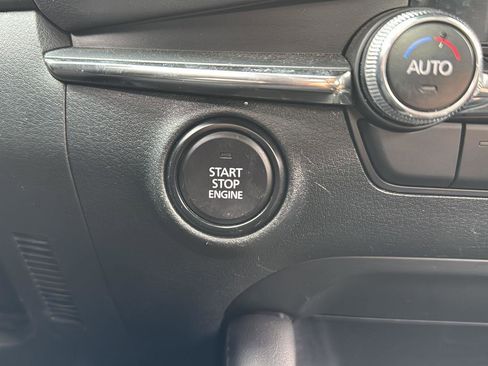 Used 2024 MAZDA MAZDA3 s image 24