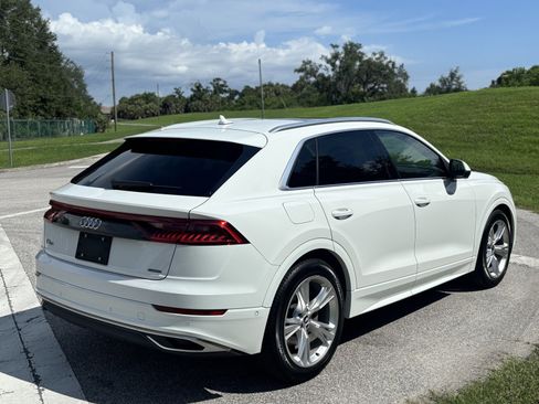 Used 2021 Audi Q8 Premium Plus w/ Premium Plus Package AWD/4WD image 17