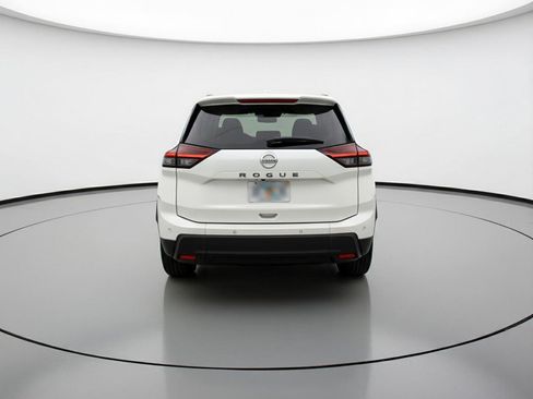 Used 2025 Nissan Rogue SV FWD image 7