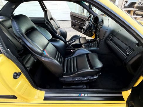 Used 1995 BMW M3 Coupe RWD image 44