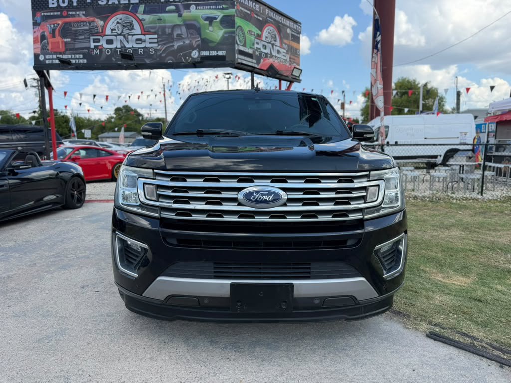 Used 2018 Ford Expedition Limited w/ Driver Assistance Package RWD image 2
