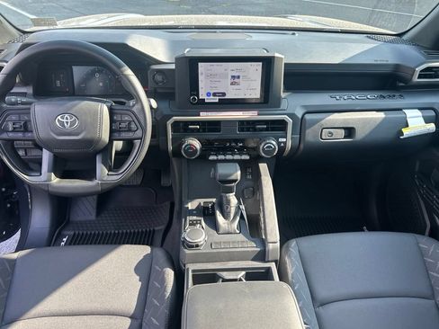 New 2026 Toyota Tacoma SR AWD/4WD image 12