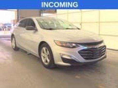 Used 2019 Chevrolet Malibu LS FWD image 4