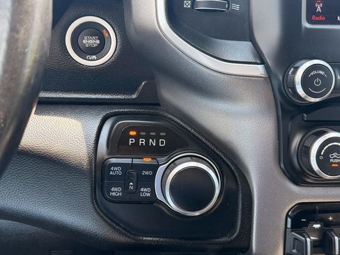 Used 2019 RAM 1500 Big Horn AWD/4WD image 27