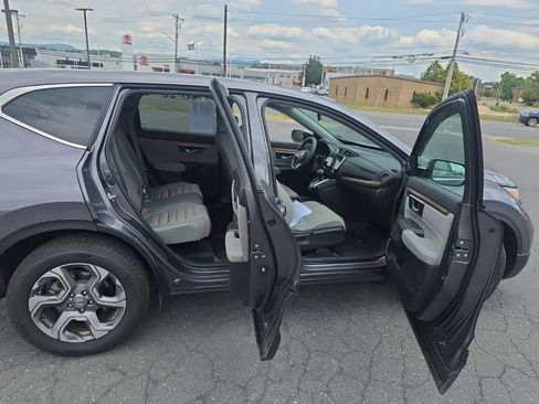 Used 2018 Honda CR-V EX image 7