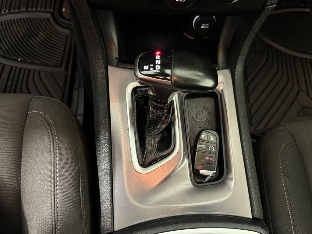 Used 2021 Dodge Charger GT w/ Navigation & Travel Group RWD image 17