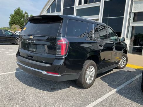 Used 2025 Chevrolet Tahoe LT RWD image 7