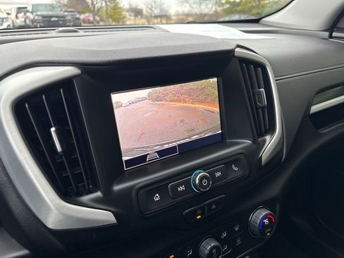 Used 2023 GMC Terrain SLE w/ Driver Convenience Package image 36