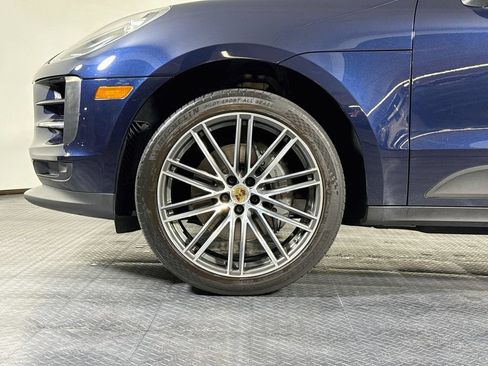 Certified 2019 Porsche Macan S AWD/4WD image 29
